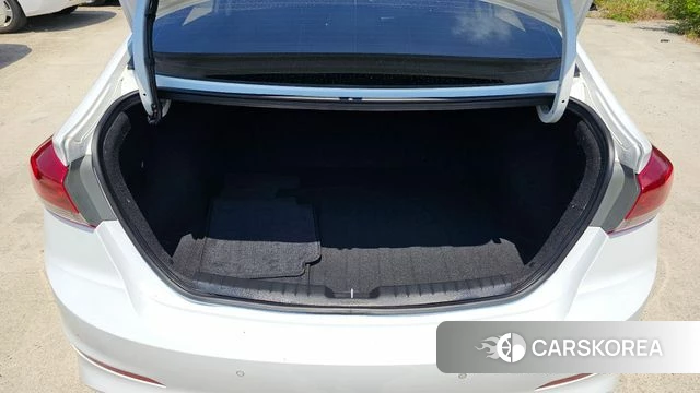 Hyundai Avante AD id 4477554 из Кореи 7