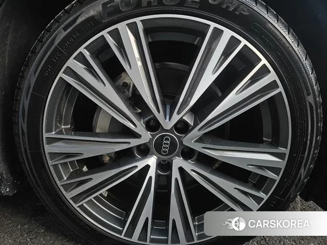 Audi A6 (C8) id 3620148 из Кореи 7