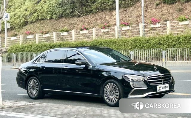Mercedes-Benz E-class id 4276721 из Китая 7