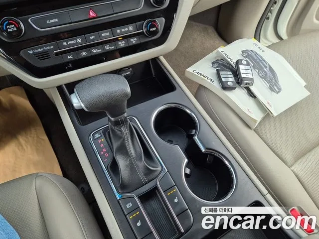 Kia The New Carnival id 2924750 из Кореи 7