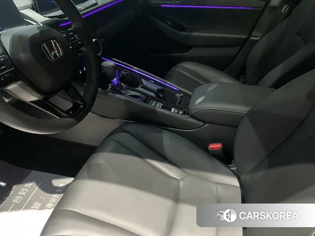 Honda Accord id 3926927 из Китая 7