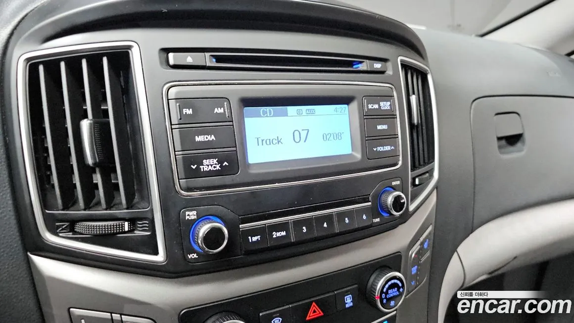 Hyundai The New Grand Starex id 2135357 из Кореи 7