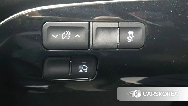 Toyota Prius 4th Generation id 4179826 из Кореи 7