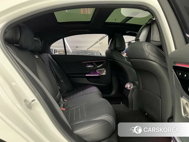 Mercedes-Benz Class C id 4290842 из Китая 7