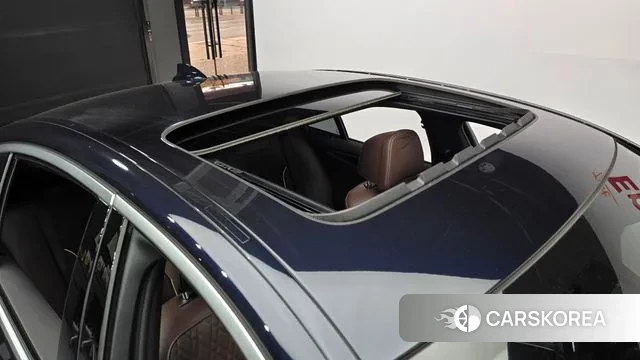 BMW 5 Series (G30) id 3438110 из Кореи 7