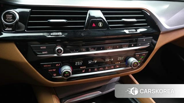 BMW 5 Series (G30) id 4737755 из Кореи 7