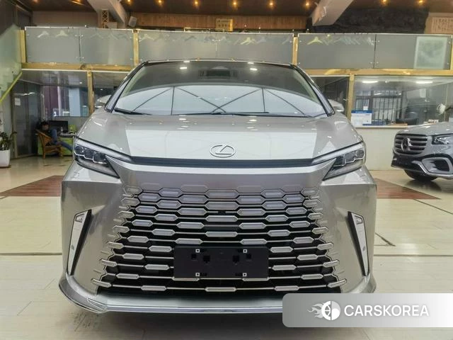 Lexus LM id 4314265 из Китая 7