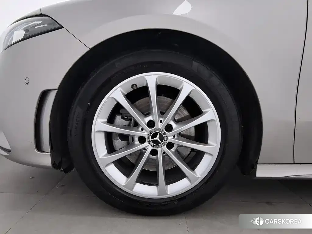 Mercedes-Benz A-Class id 4679997 из Китая 8