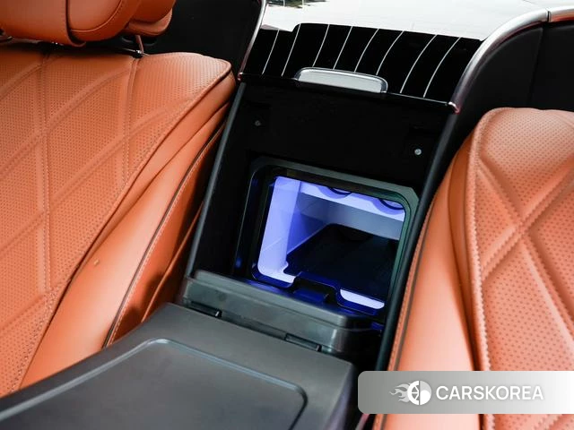 Mercedes-Benz S-class id 4358901 из Китая 7