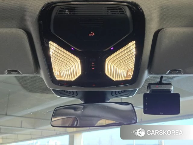 BMW 5 Series (G30) id 3889219 из Кореи 7