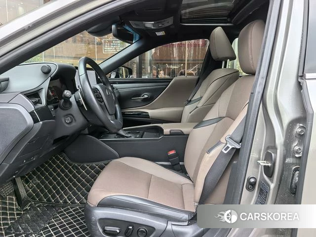 Lexus ES id 4279027 из Китая 7