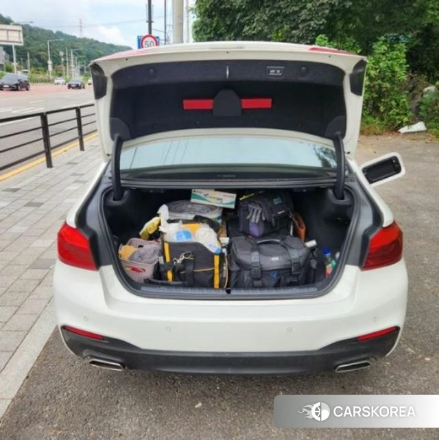 BMW 5 Series (G30) id 4914492 из Кореи 7