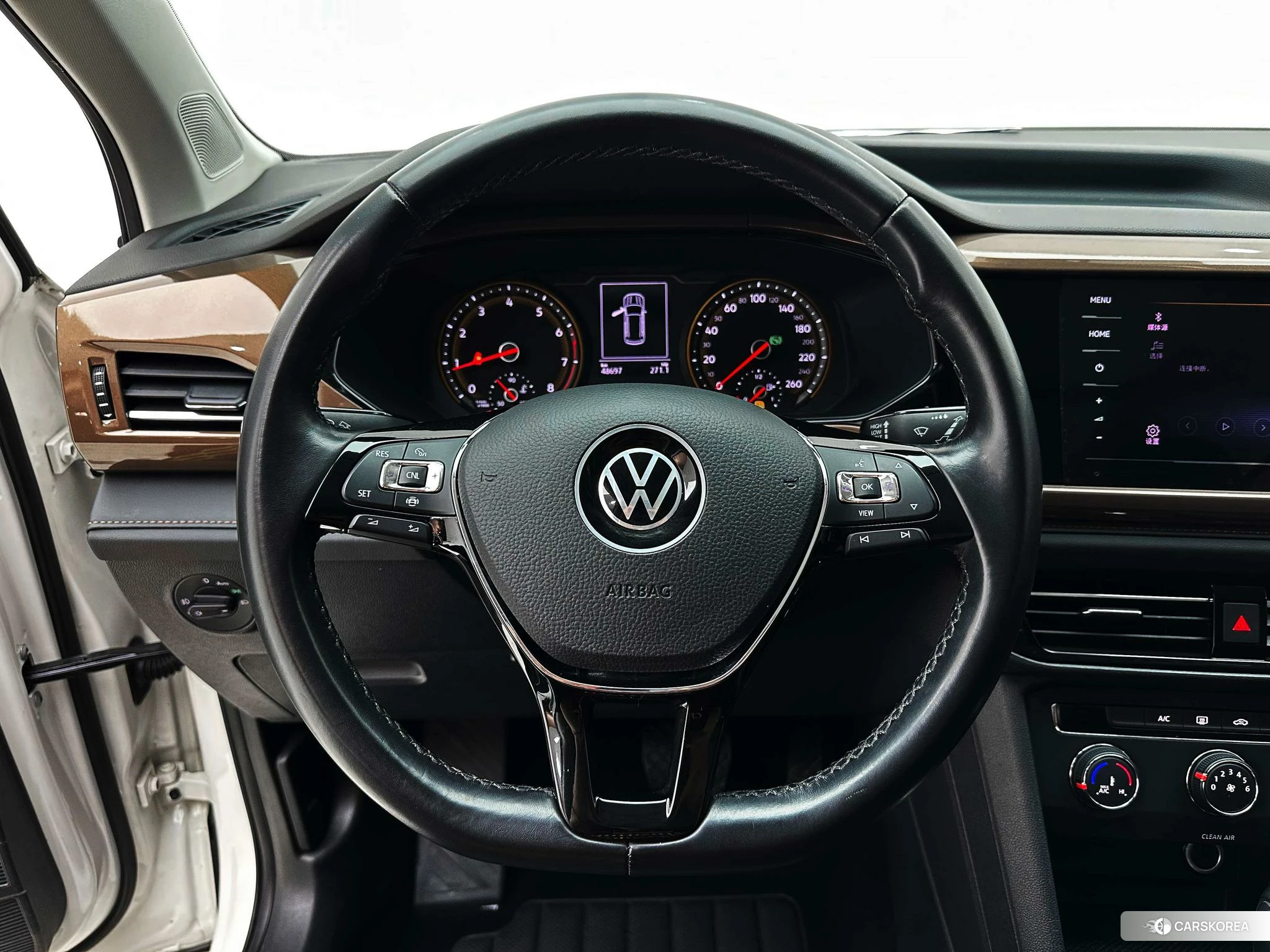 Volkswagen Tharu id 4510354 из Китая 7