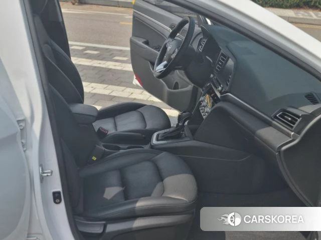 Hyundai The New Avante AD id 3917120 из Кореи 7