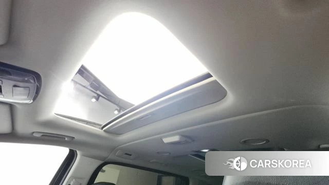 Hyundai Staria id 4303792 из Кореи 7