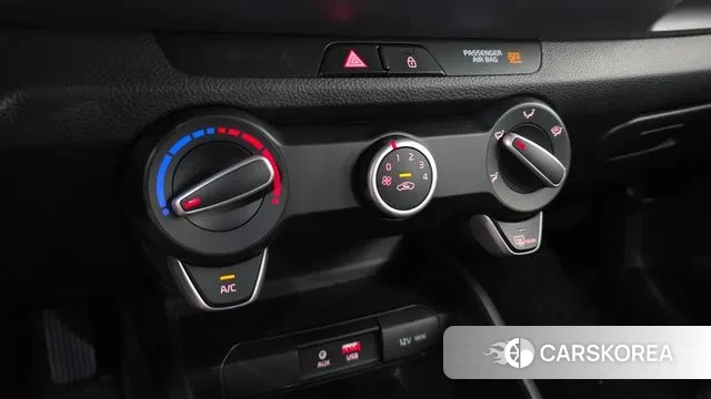 Kia Stonic id 3029252 из Кореи 7