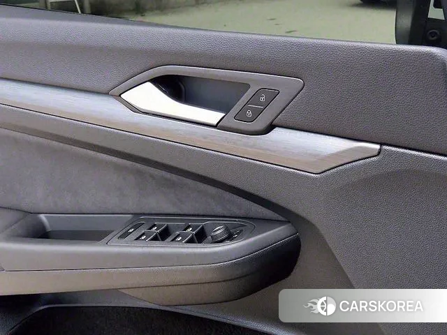 Volkswagen Golf 8th Generation id 2983841 из Кореи 7