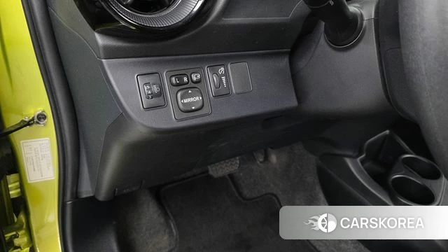 Toyota Prius C id 4760323 из Кореи 7