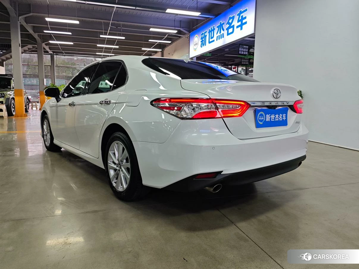 Toyota Camry id 4510470 из Китая 7