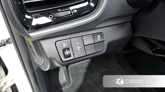 Kia Stonic id 3221036 из Кореи 7