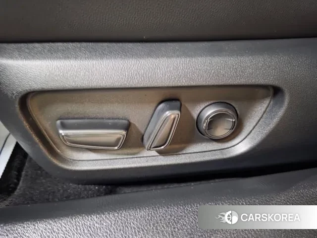 Toyota Camry (XV80) id 3262118 из Кореи 7