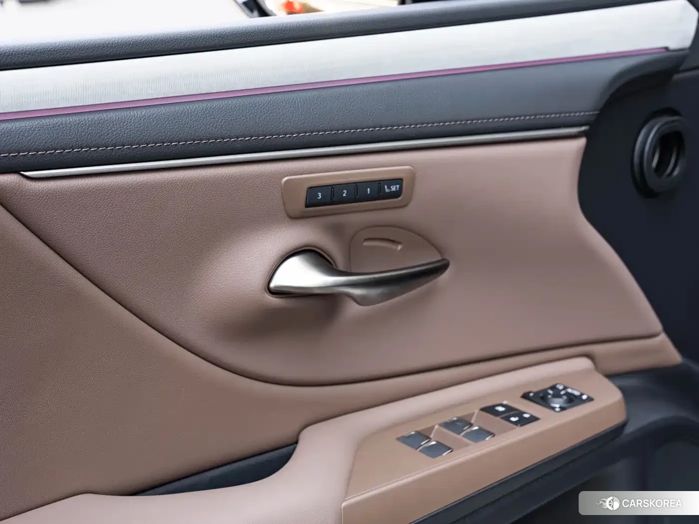 Lexus ES id 4538638 из Китая 7