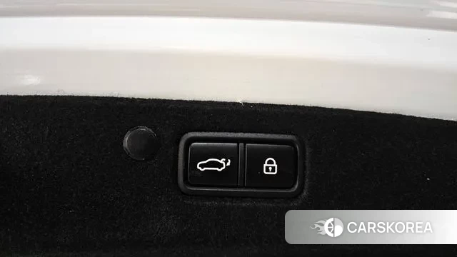 Hyundai The New Grandeur IG Hybrid id 3394667 из Кореи 7