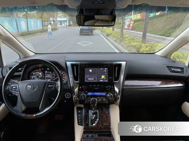 Toyota Elfa id 4222290 из Китая 7