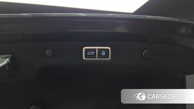 Hyundai Grandeur Hybrid (GN7) id 4337196 из Кореи 7