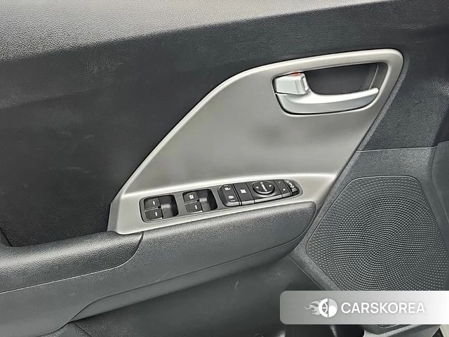 Kia Niro Plus id 4701898 из Кореи 7
