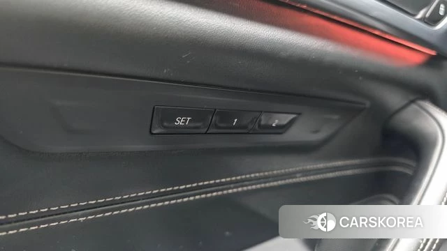 BMW 5 Series (G30) id 4294939 из Кореи 7