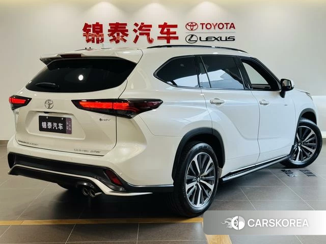 Toyota Crown Lufang id 4328799 из Китая 7
