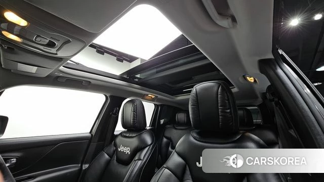 Jeep Renegade id 4581074 из Кореи 7