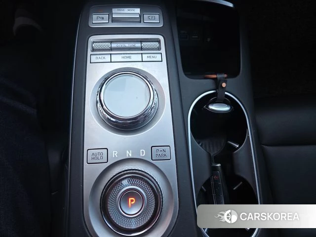 Genesis GV70 id 4898784 из Кореи 7