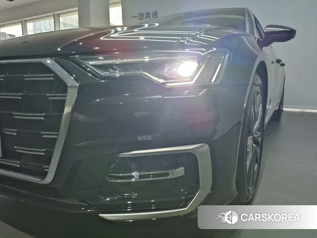 Audi A6L id 4277183 из Китая 7