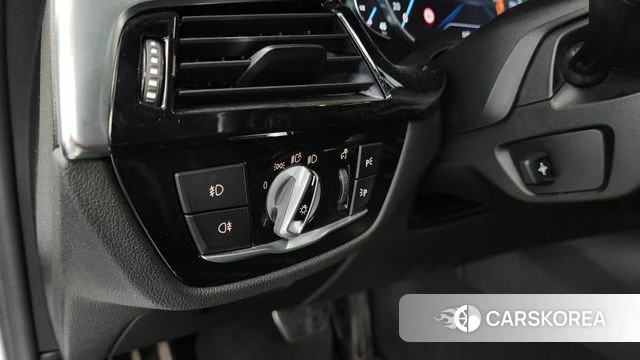 BMW 5 Series (G30) id 4448314 из Кореи 7