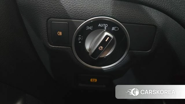 Mercedes-Benz GLA-Class X156 id 3905655 из Кореи 7