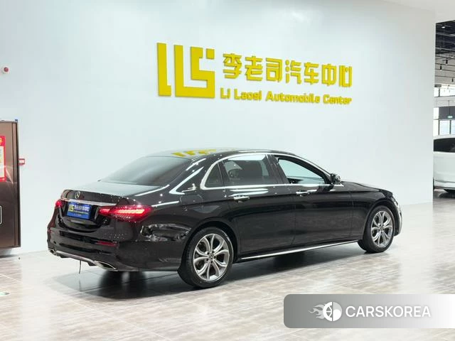 Mercedes-Benz E-class id 4263742 из Китая 7
