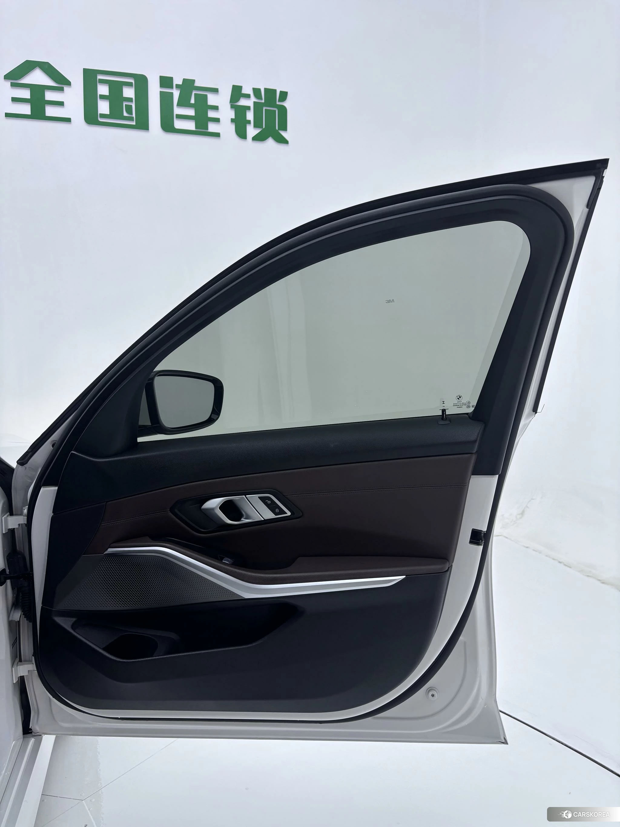 BMW 3 series id 4498754 из Китая 7