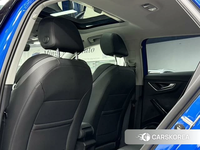 Audi Q2L id 4207421 из Китая 7
