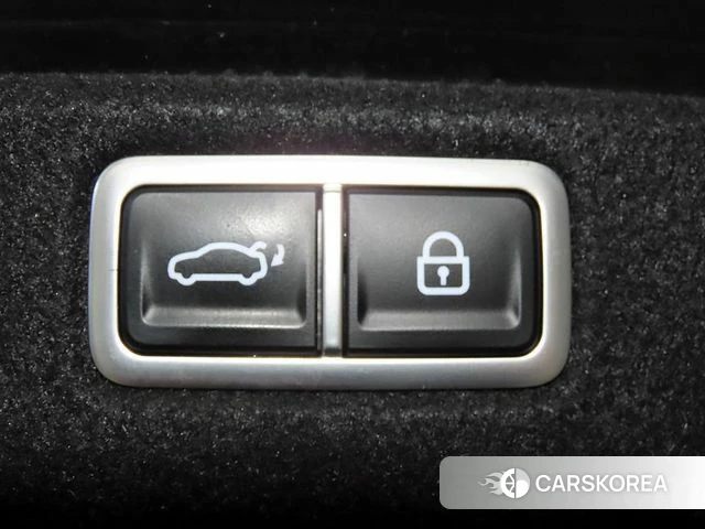 Hyundai Grandeur (GN7) id 4863519 из Кореи 7