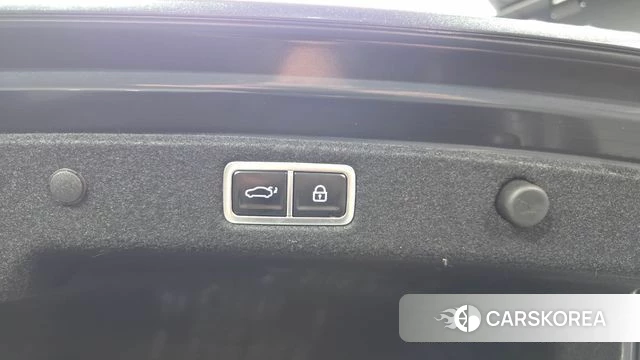 Hyundai Grandeur (GN7) id 4533336 из Кореи 7