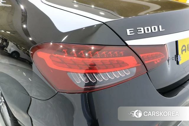 Mercedes-Benz E-class id 4257771 из Китая 7