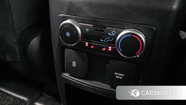 Ford Explorer 6th Generation id 4284210 из Кореи 7