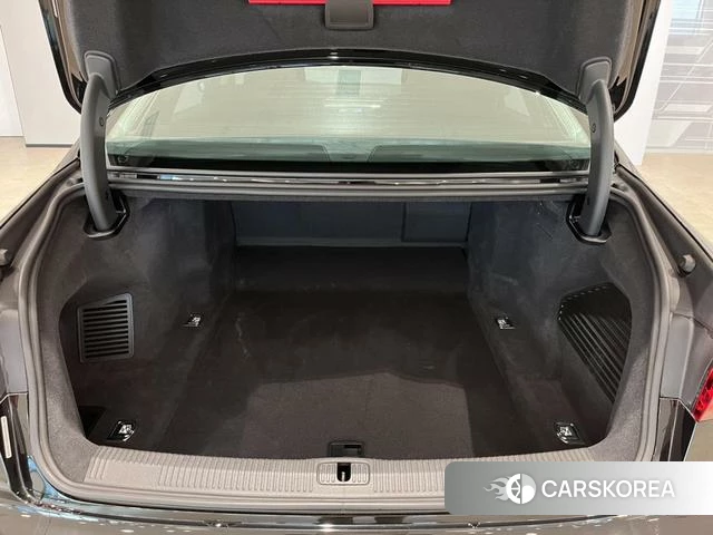 Audi A8 id 4208184 из Китая 7