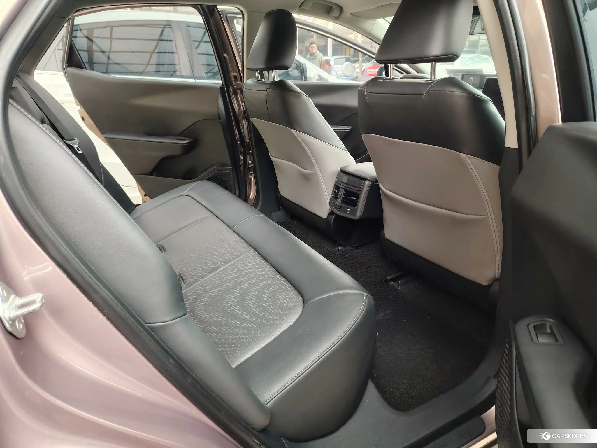Toyota bZ3 id 4479225 из Китая 7