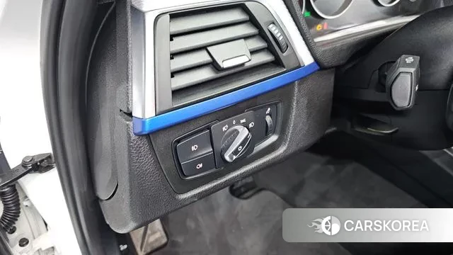 BMW 3 Series (F30) id 3345413 из Кореи 7