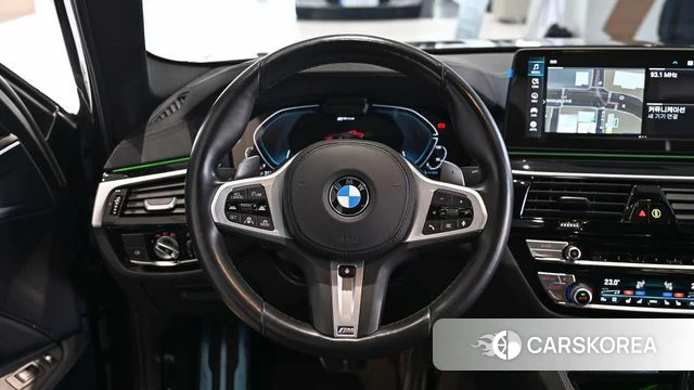 BMW 5 Series (G30) id 4489923 из Кореи 7