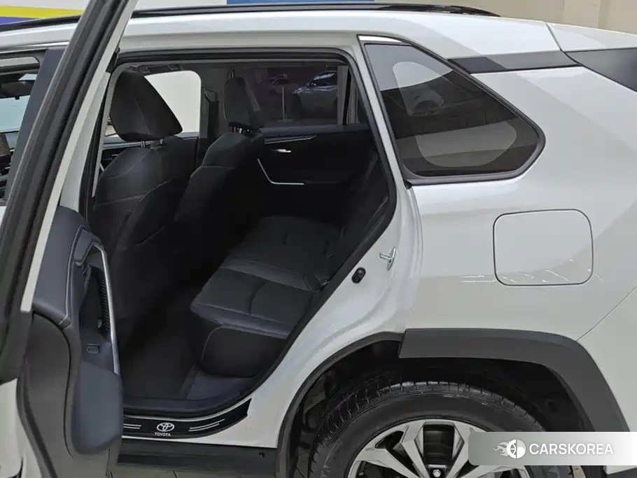 Toyota RAV4 id 4629030 из Китая 7