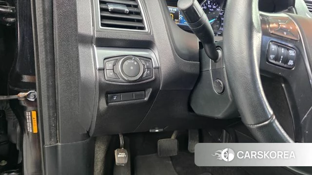Ford Explorer id 4856465 из Кореи 7